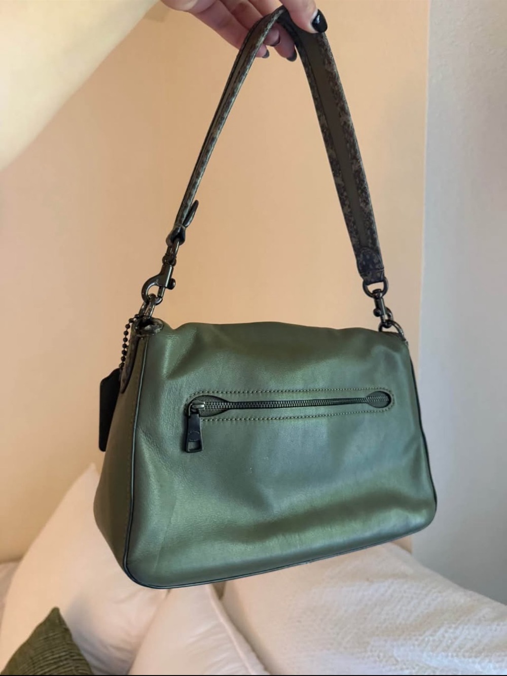RARE Coach Soft Tabby green purse with snake detail - Picture 5 of 8
